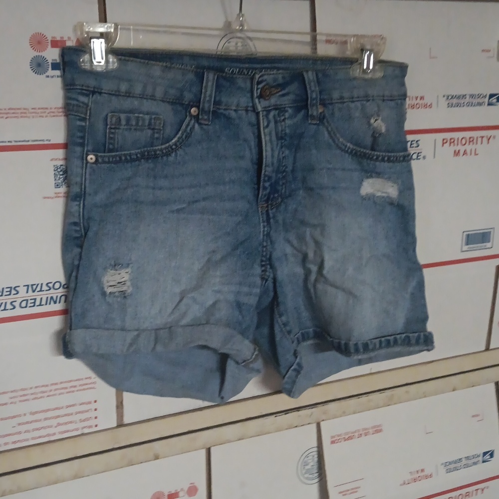 Soundstyle Vintage Reunion Size 6 Distressed Denim Blue Women's Shorts (SKU 605)